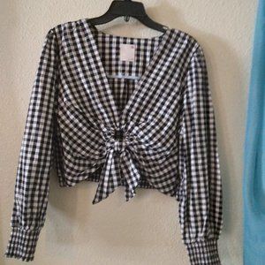 Front Tie-Black & White Long Sleeve Cut Out Top